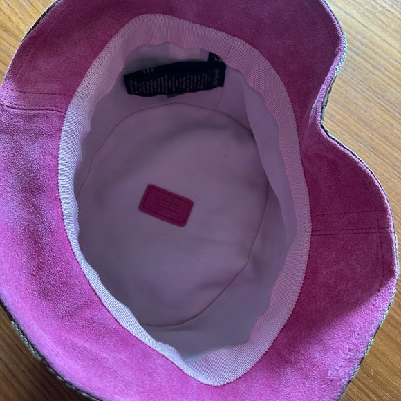Authentic Coach Bucket Hat NWOT Tan Mixed Pattern/Pink - Picture 3 of 4